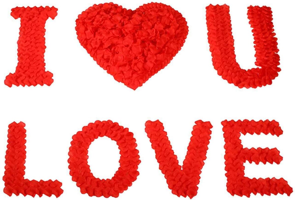 Rose Petals Wedding Flower Decoration